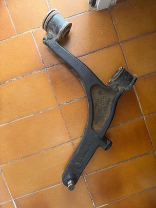 Trapecio derecho Renault Master 2 2.5d 120cv