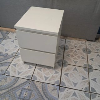 Cómoda y Mesita de Noche Blanca