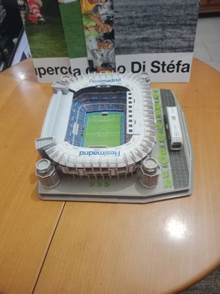 Lote Real Madrid: Estadio y póster