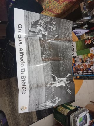 Lote Real Madrid: Estadio y póster
