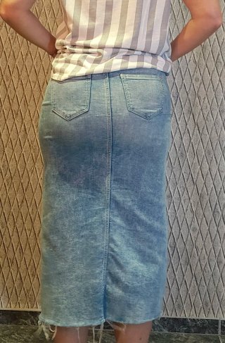 Falda midi vaquera azul