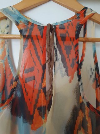 Camiseta tirantes estampada