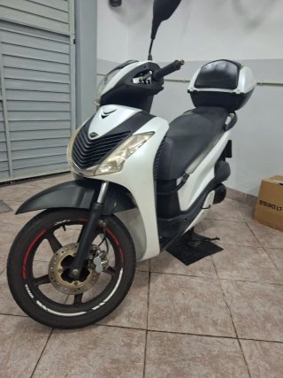 Honda SH 125i Scooter 2009 38272kms