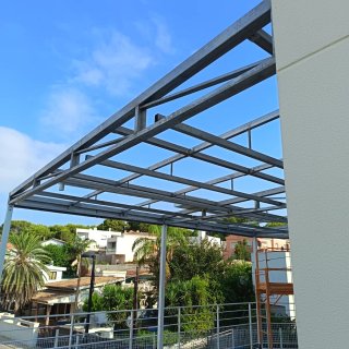 Estructuras metálicas para terraza o garaje