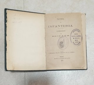 4 Libros Antiguos Militares