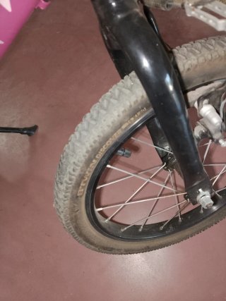 Bicicleta Btwin 16 niña tuneada