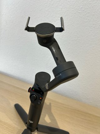 DJI Osmo Mobile 6 + Caja y acces