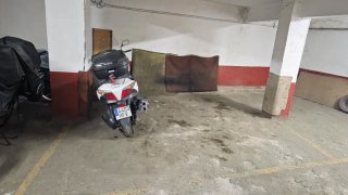 Alquiler garaje moto en barrio Castaños bilbao