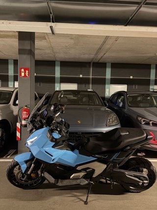 Honda X-ADV 750 2025 Azul + Accesorios