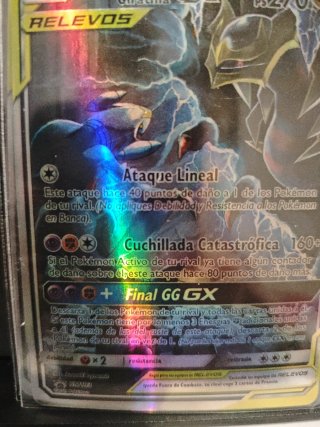 Carta Pokémon Garchomp & Giratina GX 270 PS.