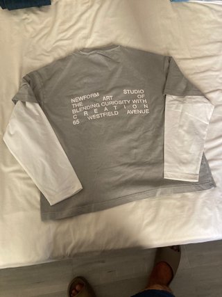 Camiseta Bershka gris talla M