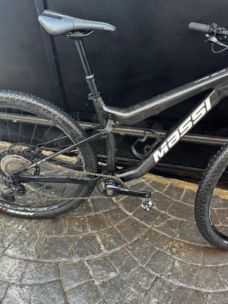 Bicicleta Massi SLR Negra - Grupo XT