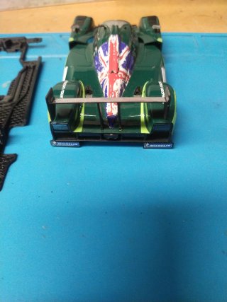 Coche Slot Lola Verde