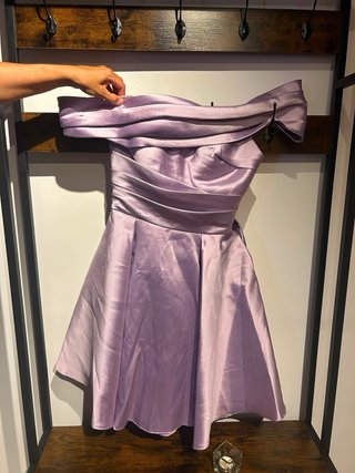 Vestido de fiesta lila