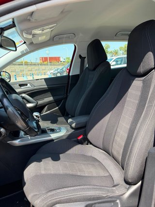 Peugeot 308 2016