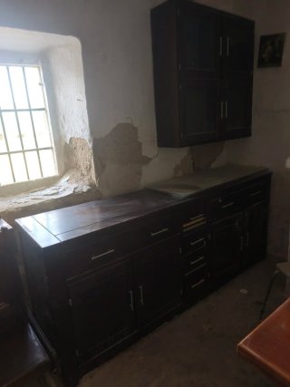 Aparador y mueble de cocina colgante