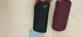Dos estuches para cuidar tús gafas