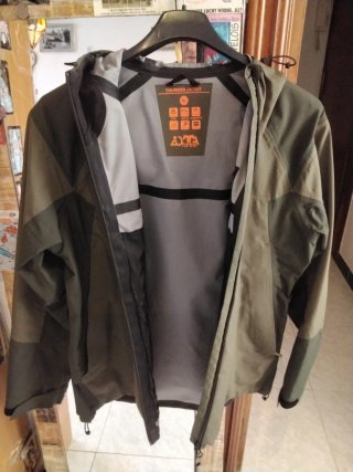 Chaqueta Zona Firest impermeable 10000 ml