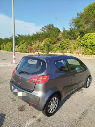 Mitsubishi Colt 2005