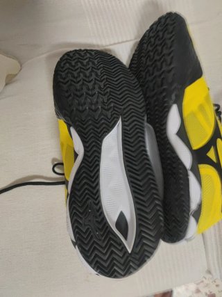Mizuno Wave Enforce Tour 2 Amarillo T.44,5