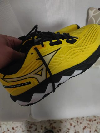 Mizuno Wave Enforce Tour 2 Amarillo T.44,5