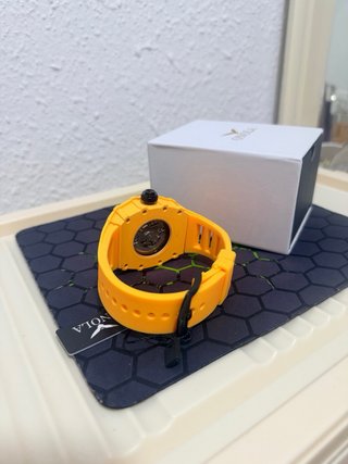 Reloj Automático Hombre Amarillo