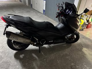 Yamaha Tmax 2021 Negra