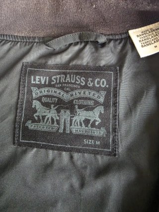 Cazadora Bomber Levi's Negra