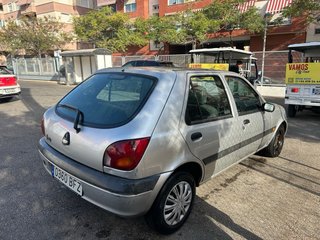 Ford Fiesta año 2002