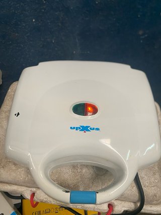 Sandwichera UpXus 700w