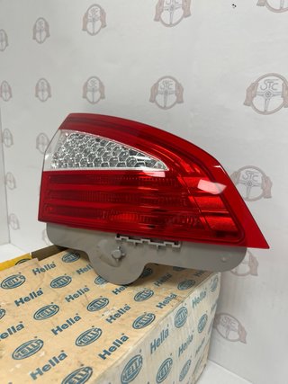Piloto Hella Ford Mondeo BA7 Izquierdo interior