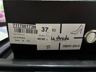 Tacones negros La Strada talla 37