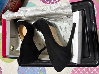 Tacones negros La Strada talla 37
