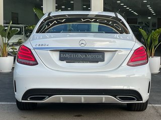 Mercedes-Benz Clase C AMG LINE