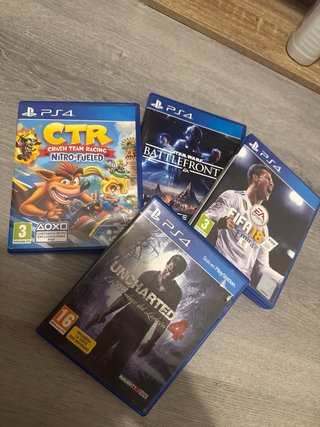PS4 Slim Sony Negra con Soporte