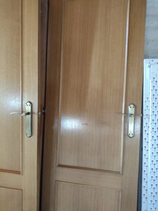Puertas de roble macizo,hay de varias medidas.