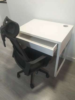 Escritorio y Silla IKEA