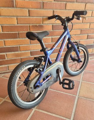 Bicicleta Infantil Carrera Cosmos 14" super ligera