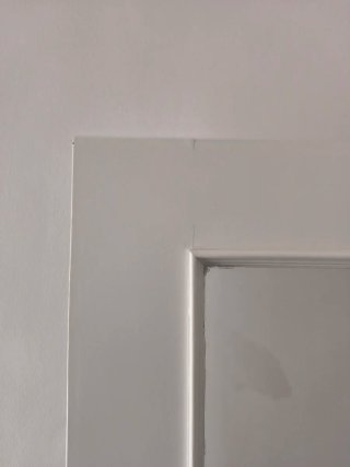 Puerta madera blanca interior