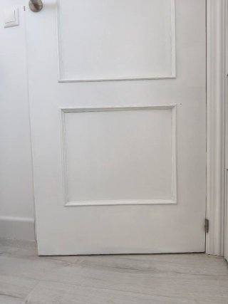 Puerta madera blanca interior