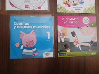 Lote CDs Infantiles: Safari, Kid's Box, Pompas de