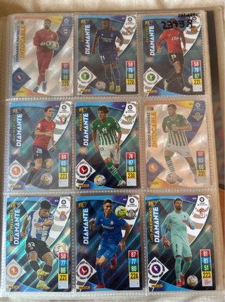 Álbum Adrenalyn 2021/2022 - Cromos Fútbol