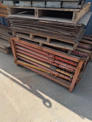 Lote materiales encofrado