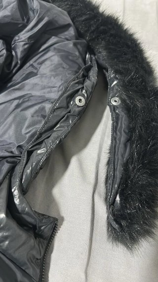 Abrigo Benetton Negro Brillante