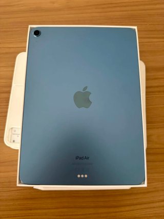 iPad Air 5ª Gen 256GB azul.