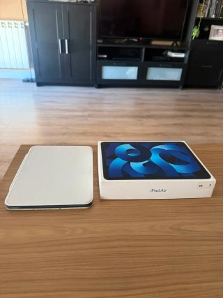 iPad Air 5ª Gen 256GB azul.