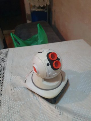 Juguete infantil robot blanco