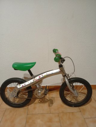 Bicicleta infantil en buen estado