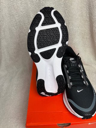 Nike Vomero 18 GTX Talla 40.5
