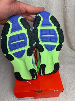 Nike Vomero 18 Talla 42.5